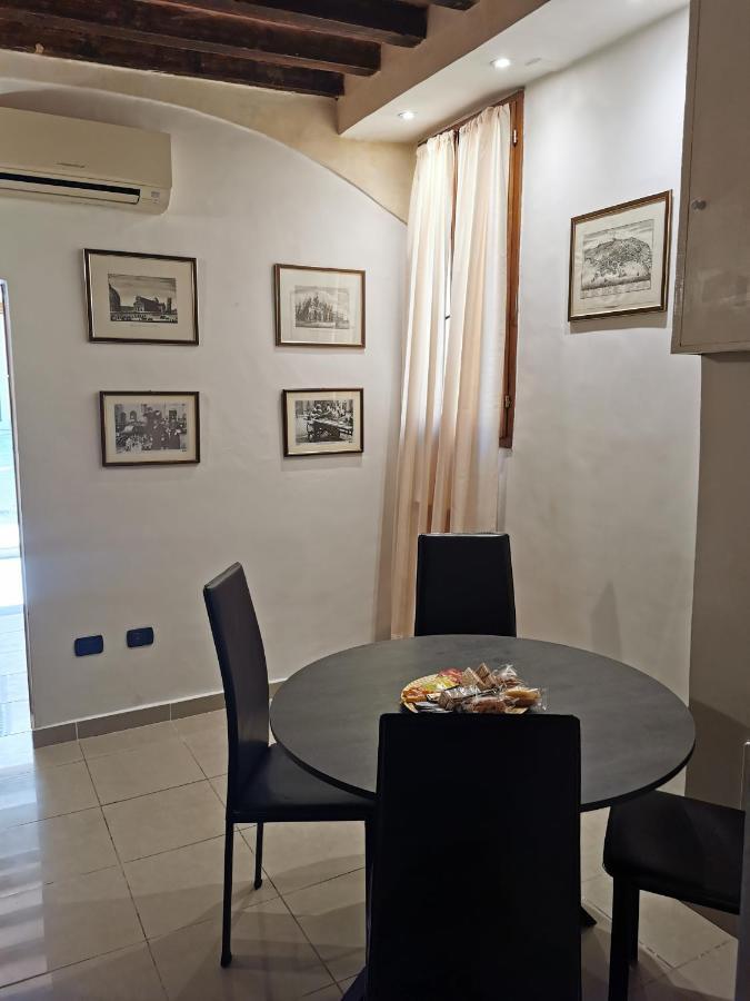 La Piccola Contessa Florença
